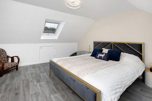 Photo 17- click for photo gallery